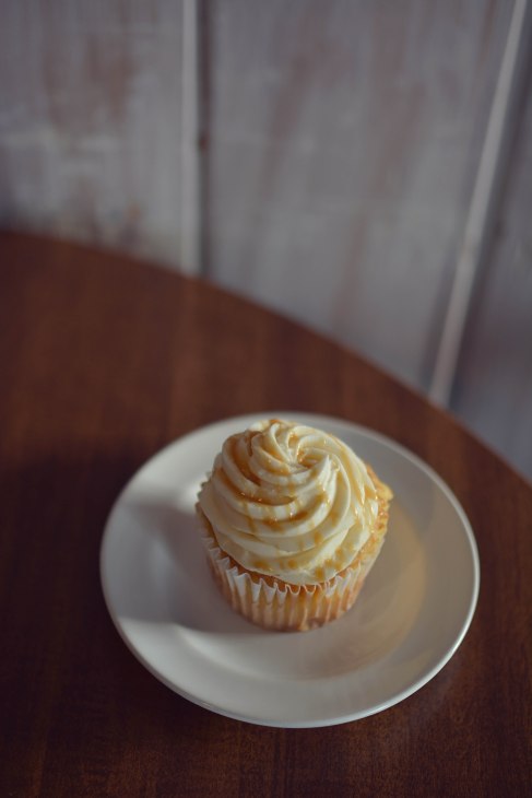 DSC_9693EDITcaramelCupcakeSmall