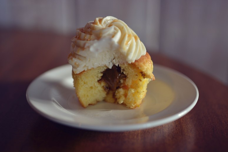 DSC_9697CaramelCupcakeithinkSmall