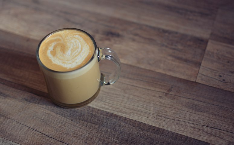 DSC_9716OatMilkHoneyLattesmall